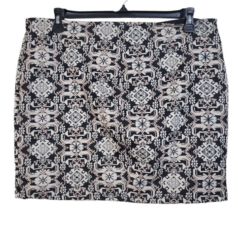 Xhilaration Mini Skirt (Size XXL)